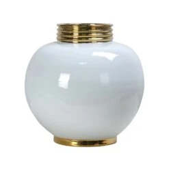 Liang & Eimil Globus