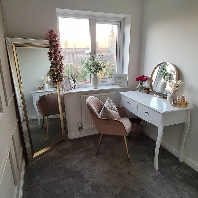 Gallery Interiors Phantom Leaner Mirror 5 Gallery Interiors Phantom Leaner Mirror - Image 5